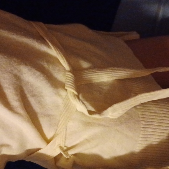 Elegant sweater - Picture 5 of 8